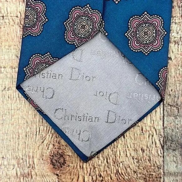 Christian Dior Monsieur Silk Tie - Picture 4 of 7